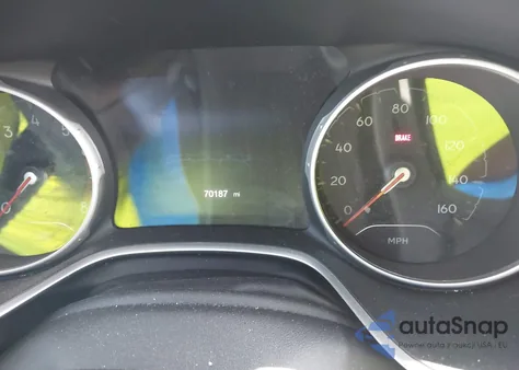 2018 Jeep Compass Latitude 4X4 from USA, damaged, VIN 3C4NJDBBXJT313943